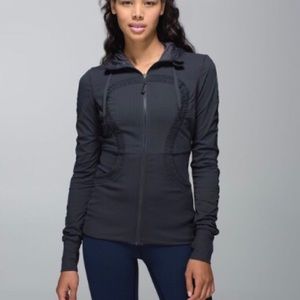 🍋 Lululemon Dance Studio Jacket III Size 4 🍋